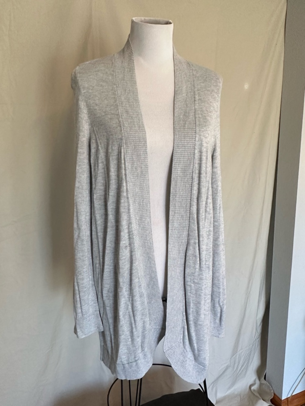 Chico's Light Gray Open-Front Draped Cardigan sweater lightweight size 2 large